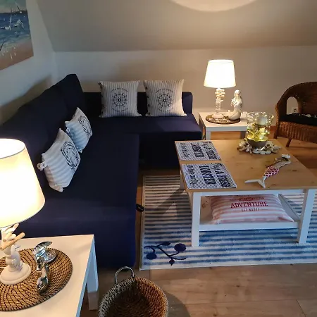 Op De Warft Appartement *